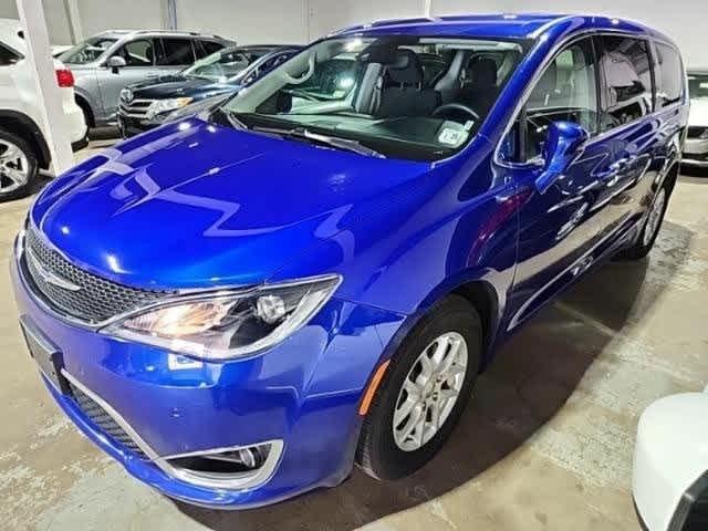 used 2020 Chrysler Pacifica car, priced at $18,221