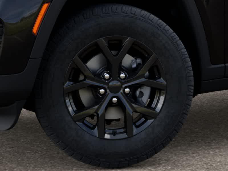 new 2025 Jeep Grand Cherokee car, priced at $43,623