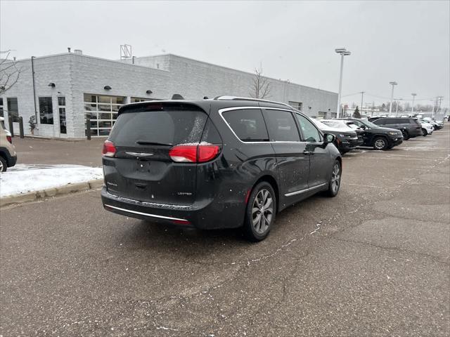 used 2019 Chrysler Pacifica car, priced at $19,658