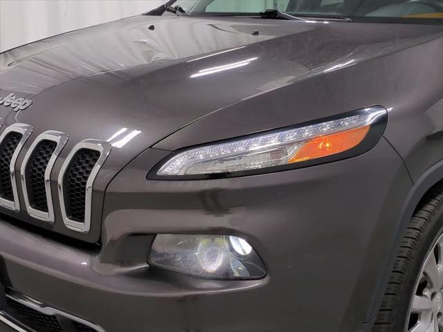 used 2018 Jeep Cherokee car, priced at $14,739