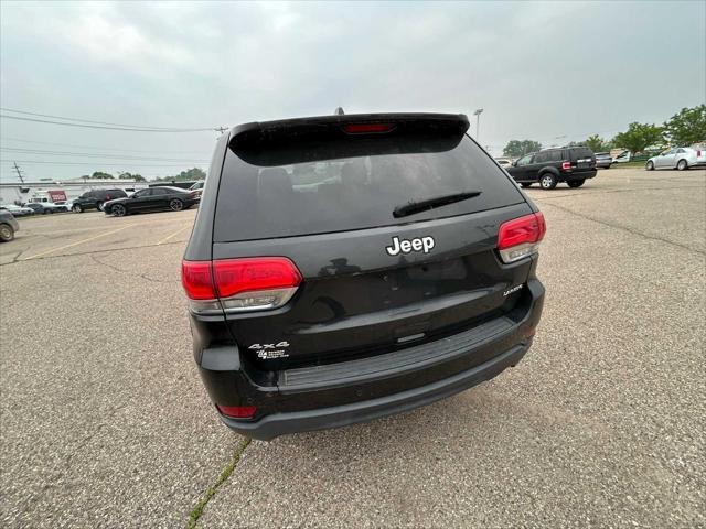 used 2016 Jeep Grand Cherokee car, priced at $13,846