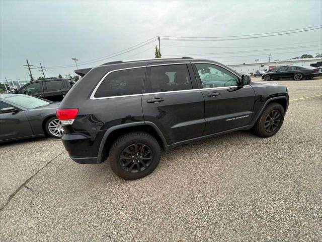 used 2016 Jeep Grand Cherokee car, priced at $13,846