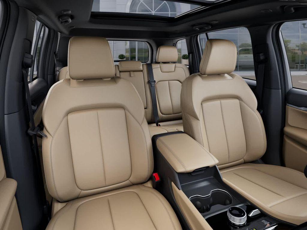 new 2025 Jeep Grand Cherokee car, priced at $46,142