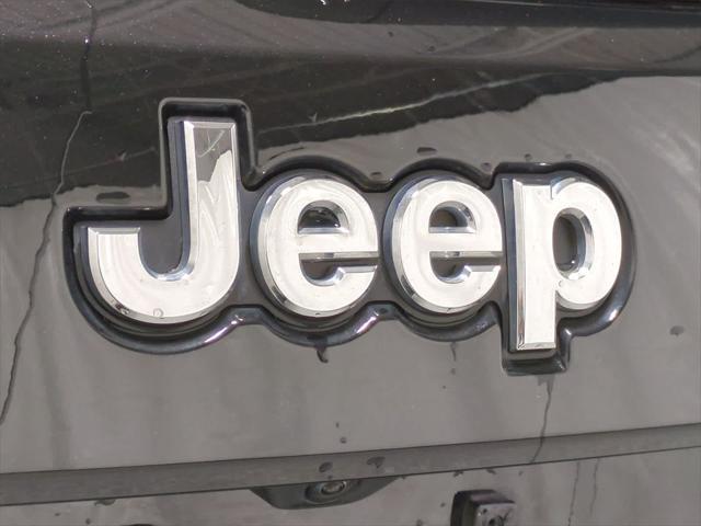 used 2022 Jeep Grand Cherokee car, priced at $25,102