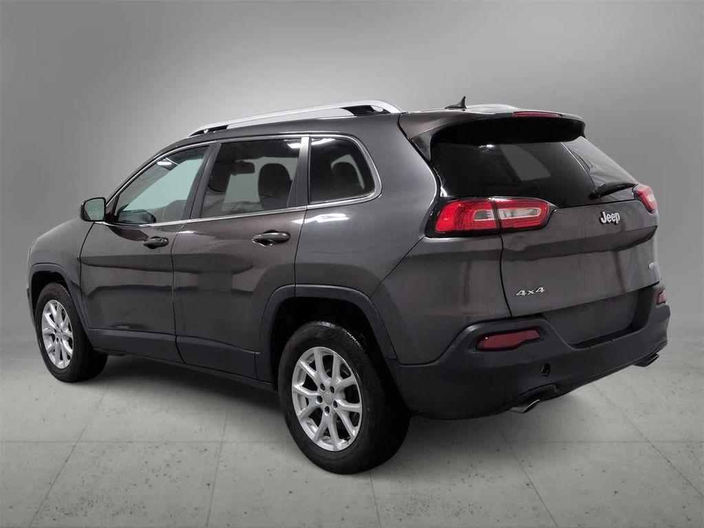 used 2014 Jeep Cherokee car, priced at $3,700