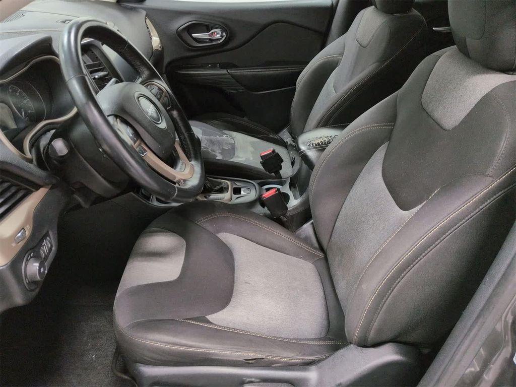 used 2014 Jeep Cherokee car, priced at $3,700