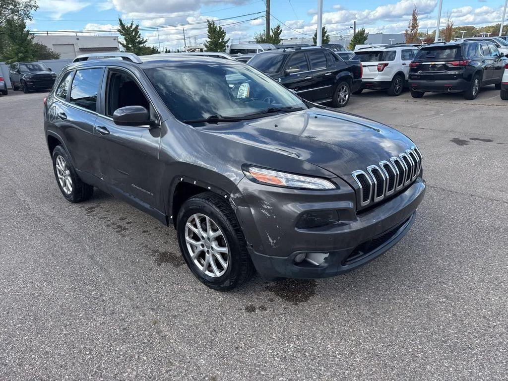 used 2014 Jeep Cherokee car, priced at $7,721