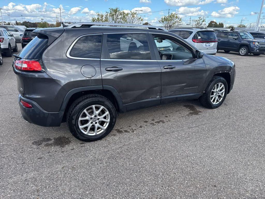 used 2014 Jeep Cherokee car, priced at $7,721