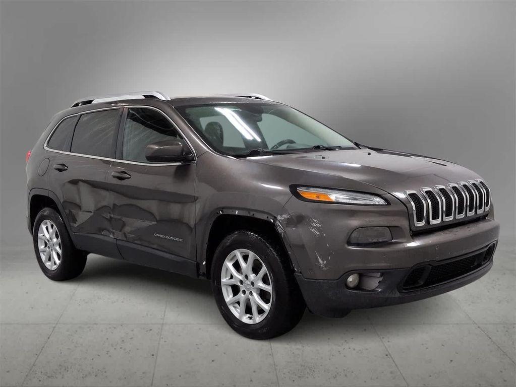 used 2014 Jeep Cherokee car, priced at $3,700