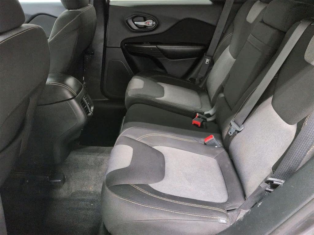 used 2014 Jeep Cherokee car, priced at $3,700