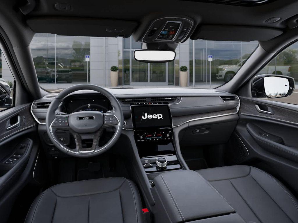 new 2025 Jeep Grand Cherokee L car, priced at $50,169