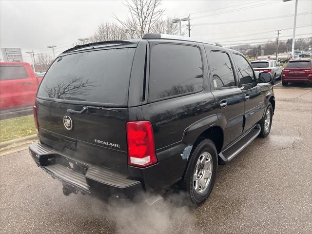 used 2004 Cadillac Escalade car, priced at $3,498