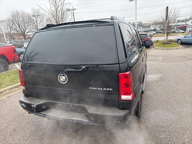 used 2004 Cadillac Escalade car, priced at $3,498