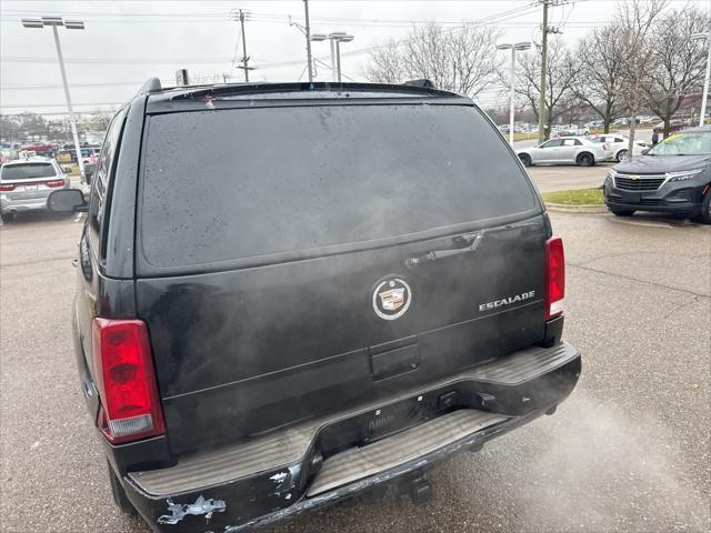 used 2004 Cadillac Escalade car, priced at $3,498