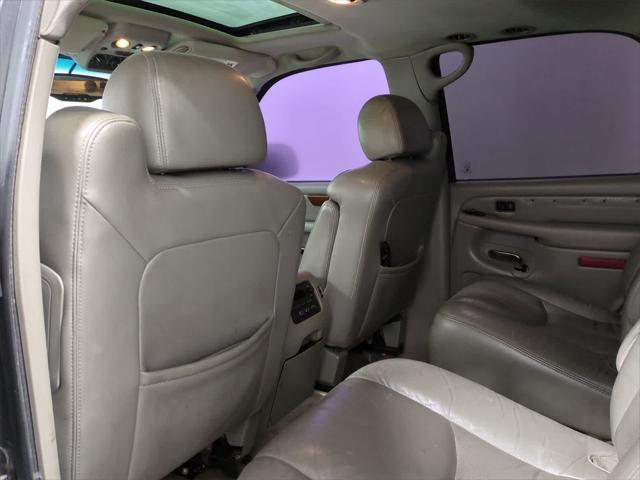 used 2004 Cadillac Escalade car, priced at $2,795