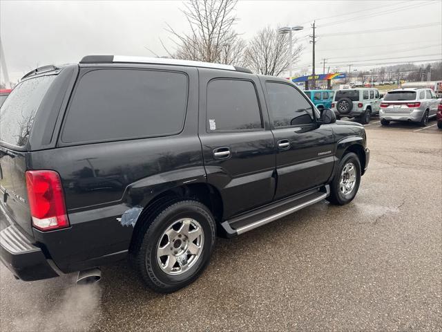 used 2004 Cadillac Escalade car, priced at $3,498