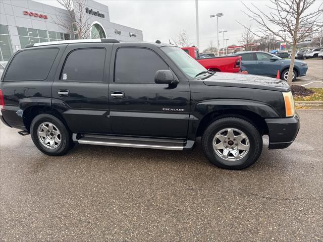 used 2004 Cadillac Escalade car, priced at $3,498