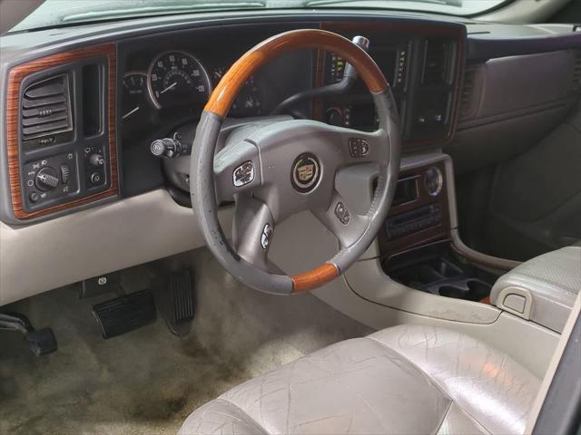 used 2004 Cadillac Escalade car, priced at $2,795