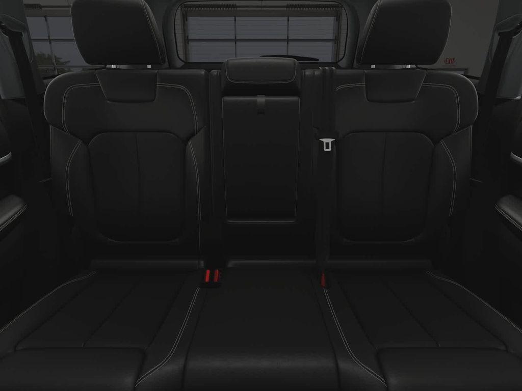 new 2025 Jeep Grand Cherokee car, priced at $50,464