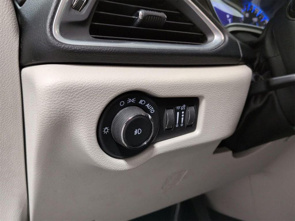 used 2017 Chrysler Pacifica car, priced at $13,995