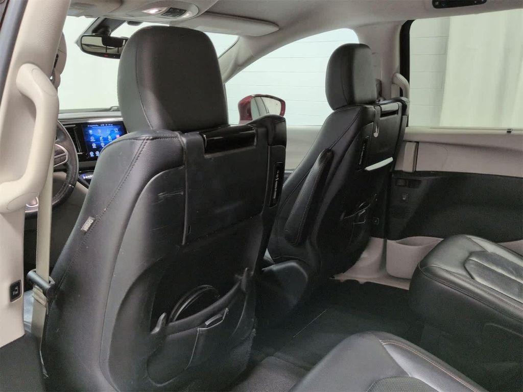 used 2017 Chrysler Pacifica car, priced at $13,995