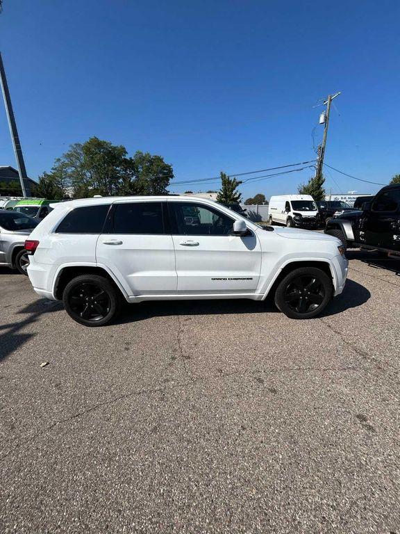 used 2015 Jeep Grand Cherokee car, priced at $12,960