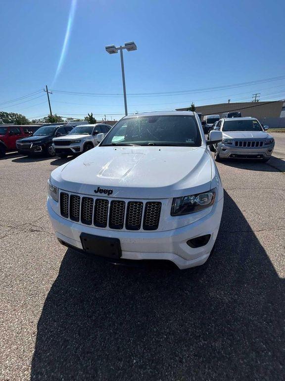 used 2015 Jeep Grand Cherokee car, priced at $12,960
