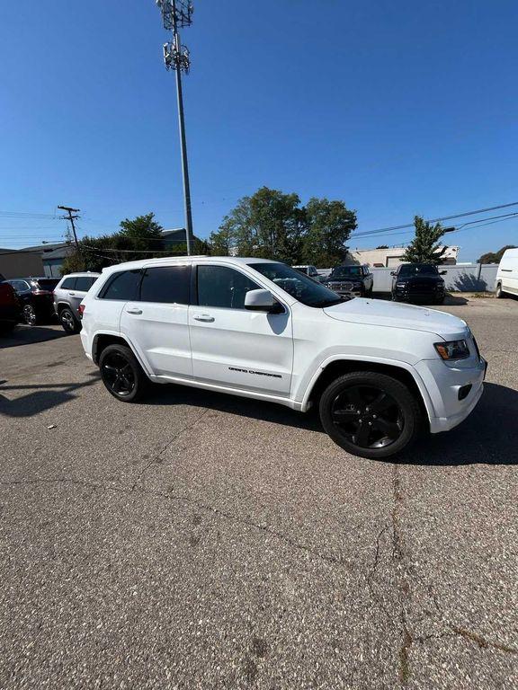 used 2015 Jeep Grand Cherokee car, priced at $12,960