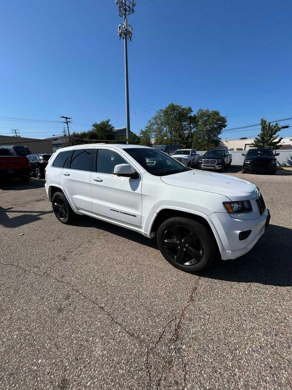 used 2015 Jeep Grand Cherokee car, priced at $12,960