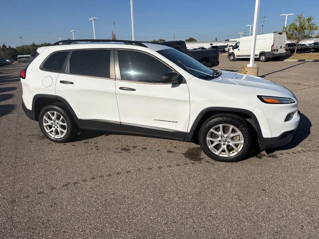 used 2016 Jeep Cherokee car, priced at $11,967