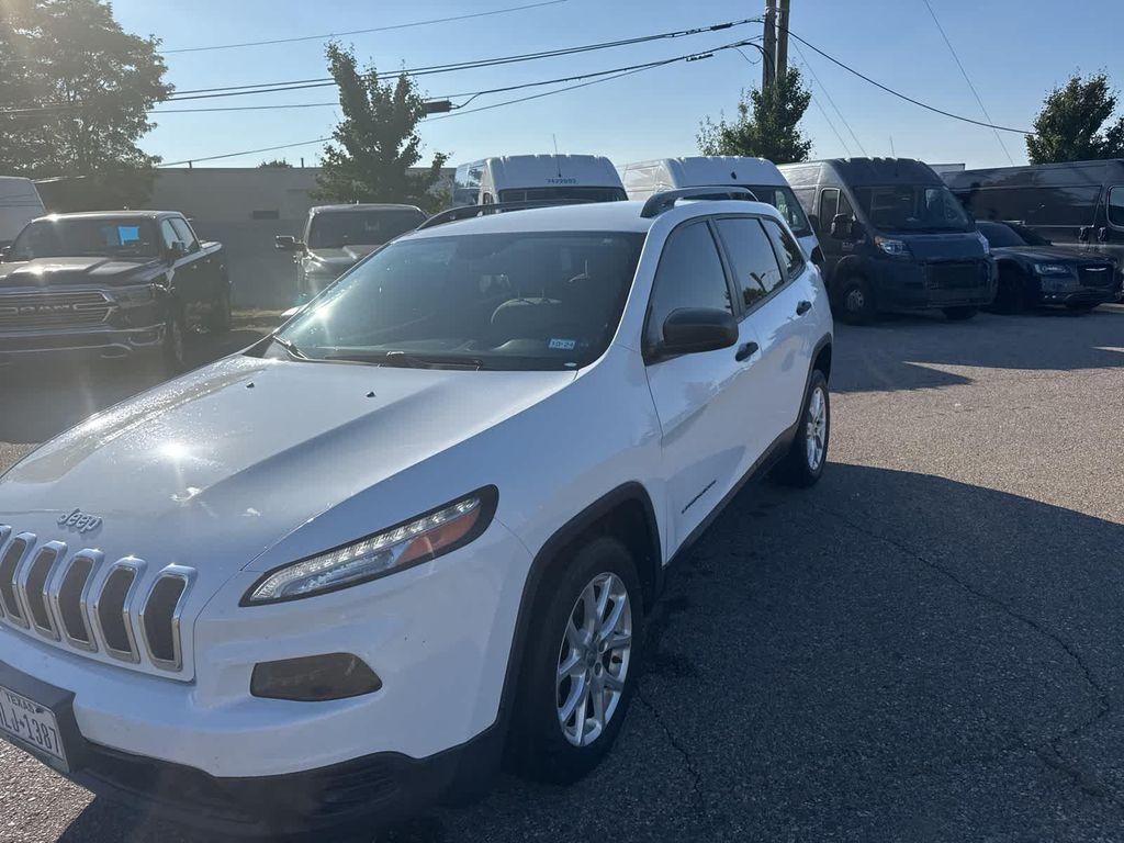 used 2016 Jeep Cherokee car, priced at $11,967