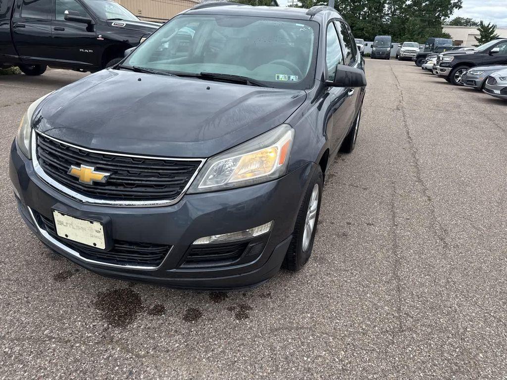 used 2014 Chevrolet Traverse car, priced at $7,987