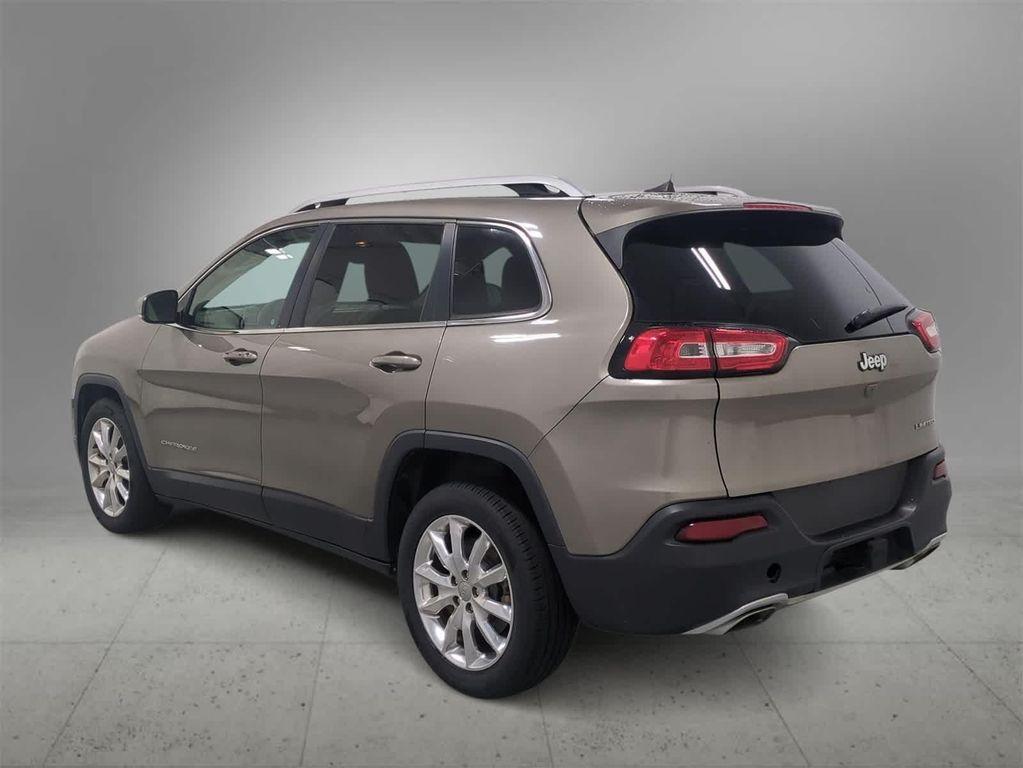 used 2016 Jeep Cherokee car, priced at $8,604