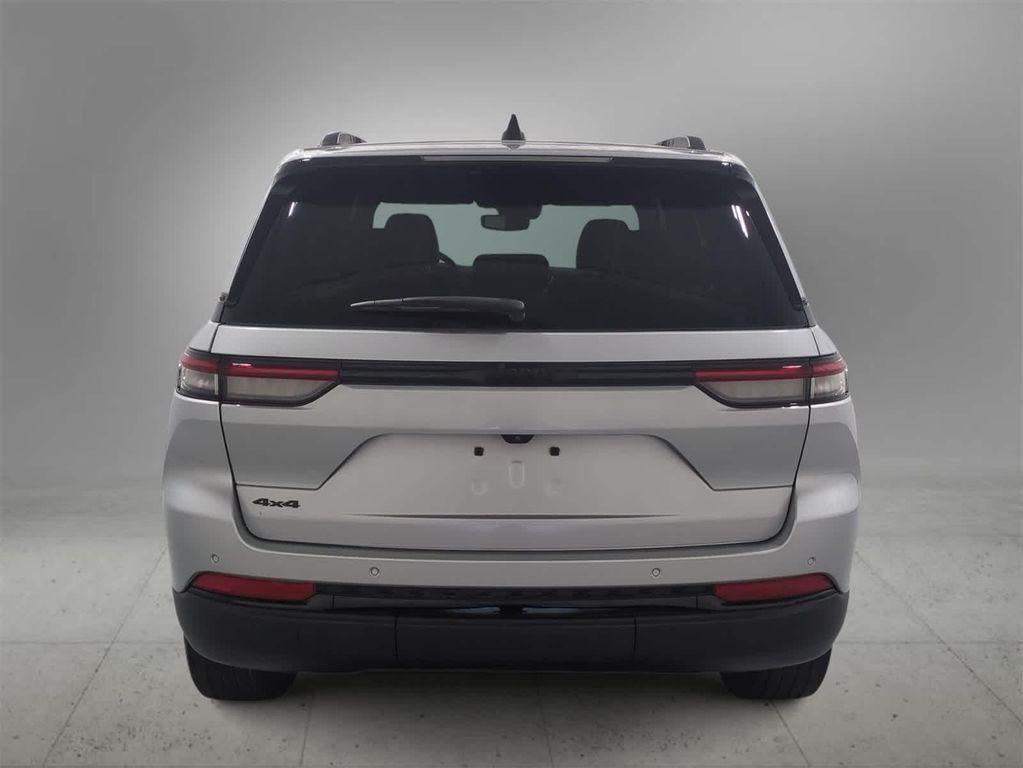 used 2023 Jeep Grand Cherokee car, priced at $31,402