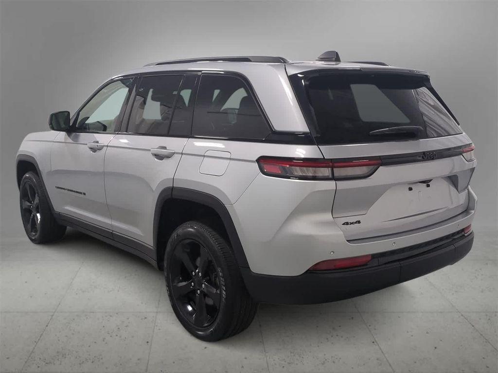 used 2023 Jeep Grand Cherokee car, priced at $31,402