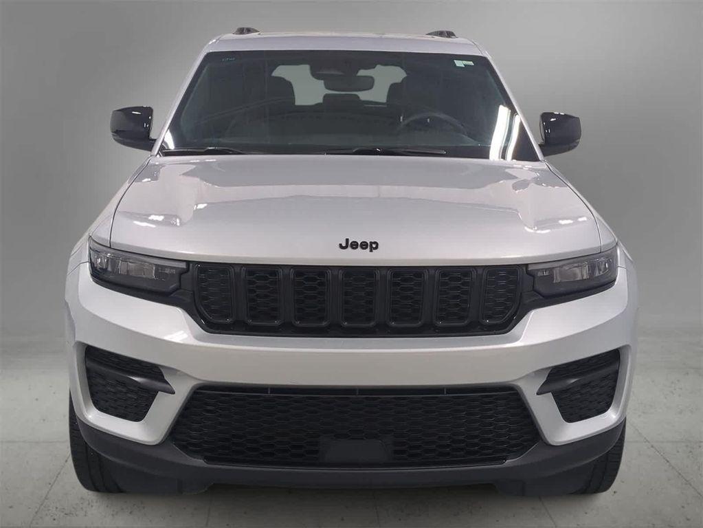 used 2023 Jeep Grand Cherokee car, priced at $31,402
