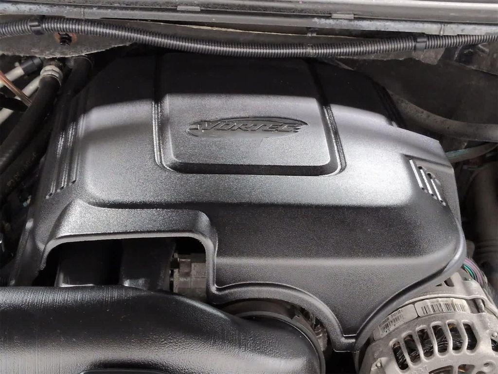 used 2011 Chevrolet Suburban car, priced at $3,500