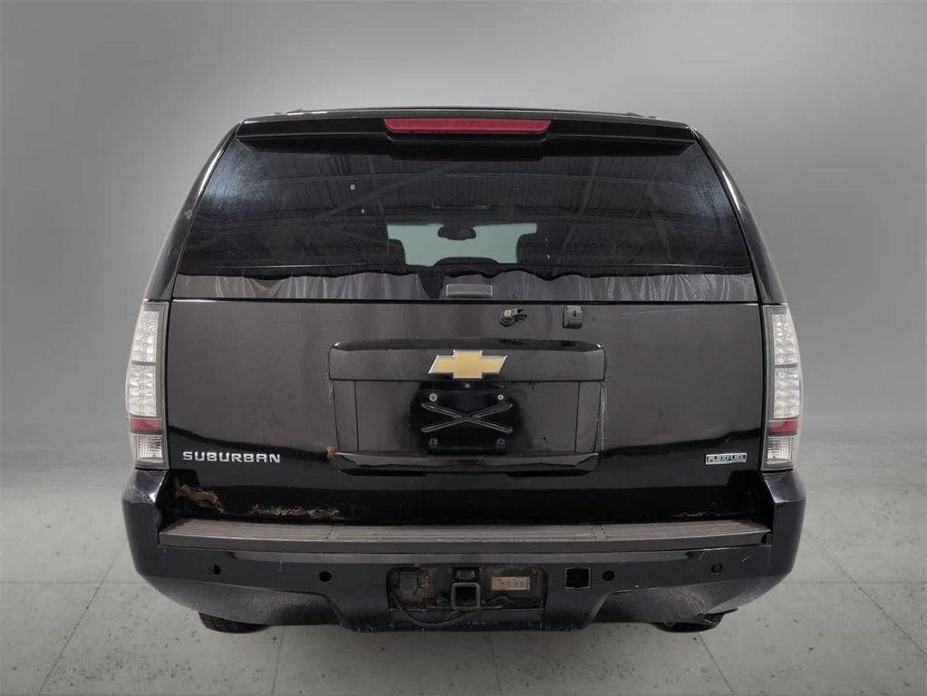 used 2011 Chevrolet Suburban car, priced at $3,500