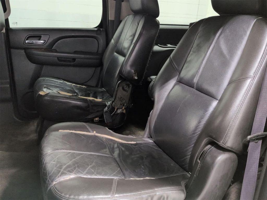 used 2011 Chevrolet Suburban car, priced at $3,500