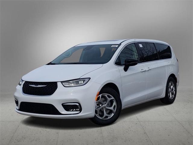 new 2024 Chrysler Pacifica car, priced at $52,472