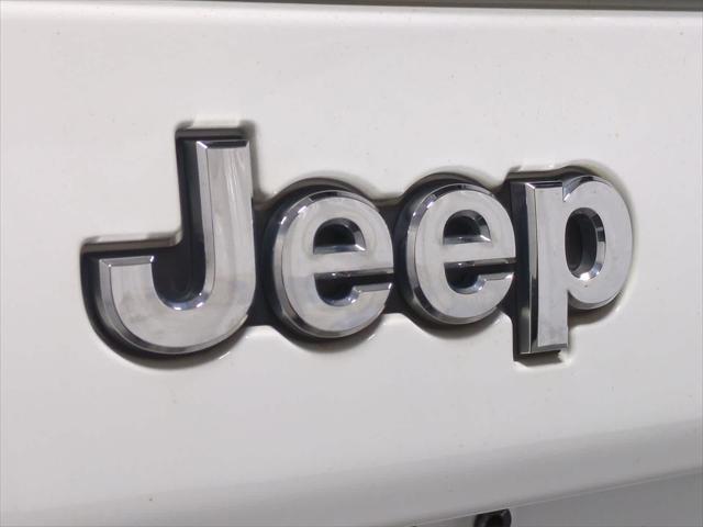 used 2021 Jeep Cherokee car, priced at $18,596