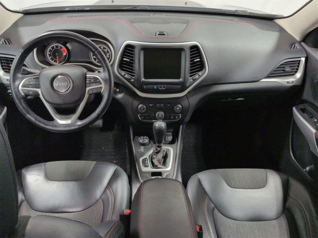 used 2018 Jeep Cherokee car, priced at $15,875