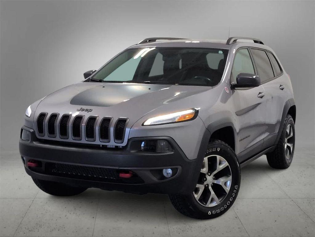 used 2018 Jeep Cherokee car, priced at $15,875