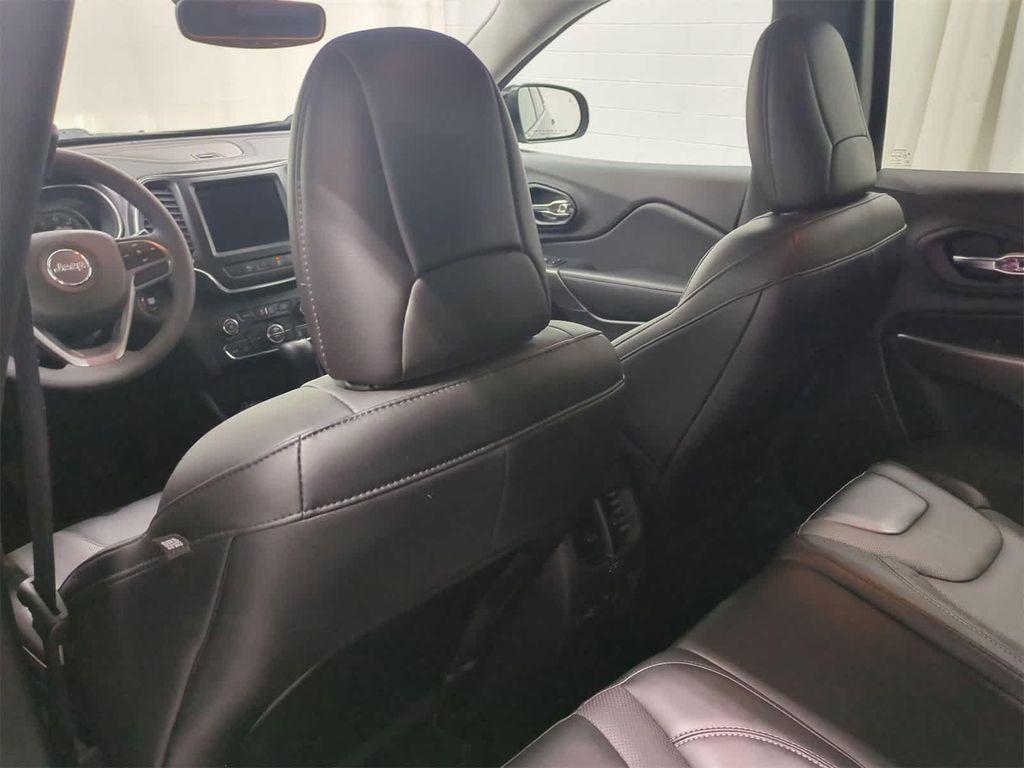 used 2022 Jeep Cherokee car, priced at $24,998