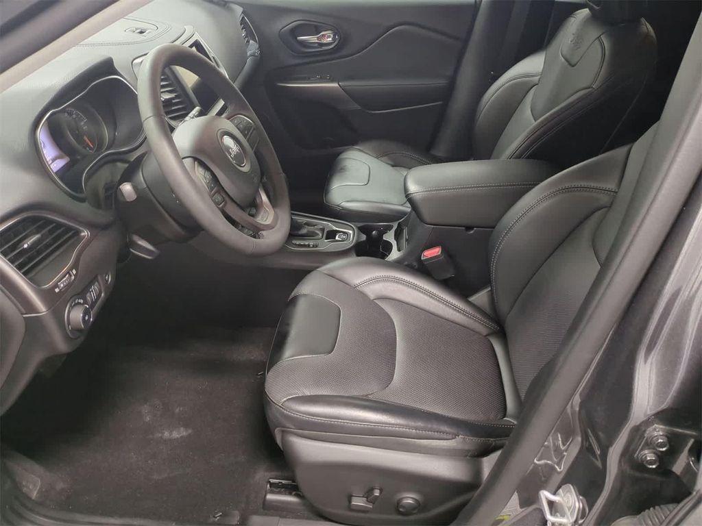 used 2022 Jeep Cherokee car, priced at $24,998