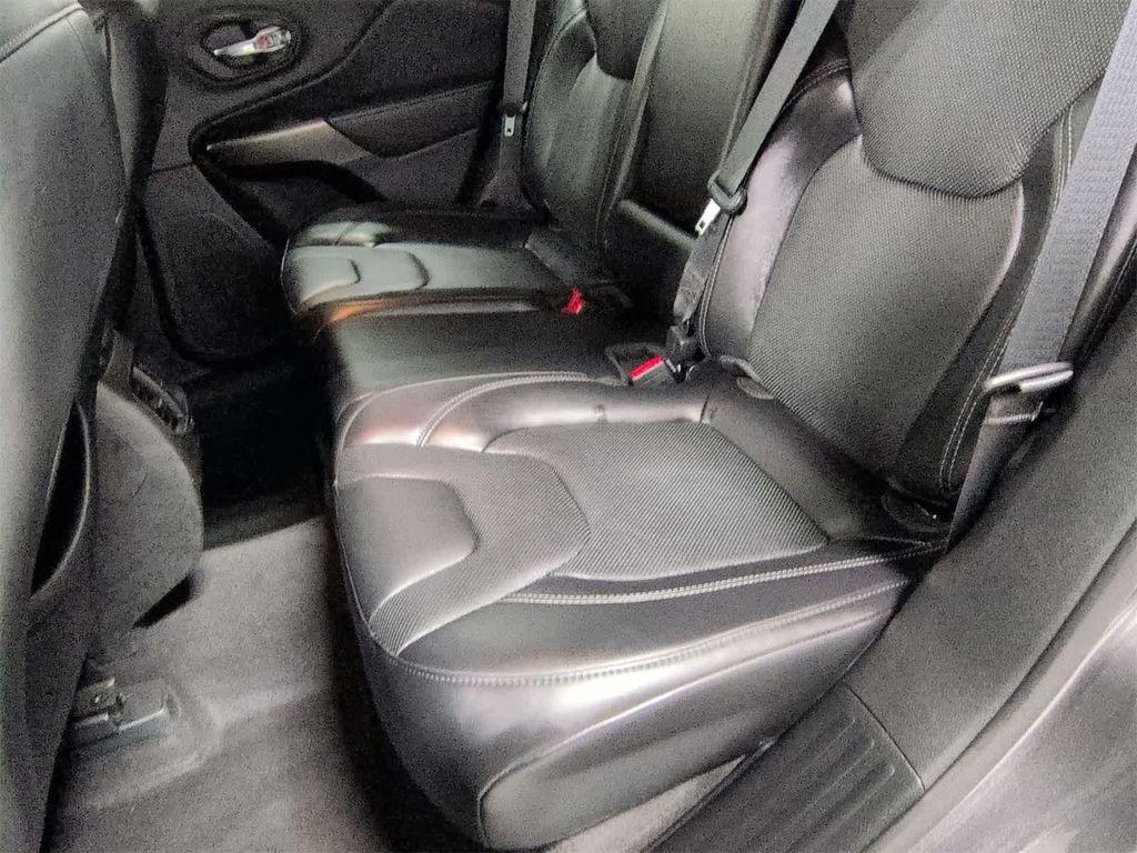 used 2021 Jeep Cherokee car, priced at $19,403