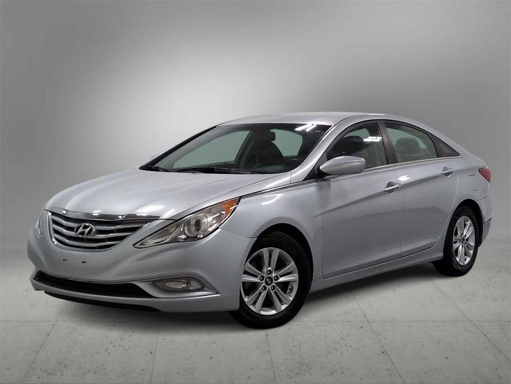 used 2013 Hyundai Sonata car, priced at $6,560