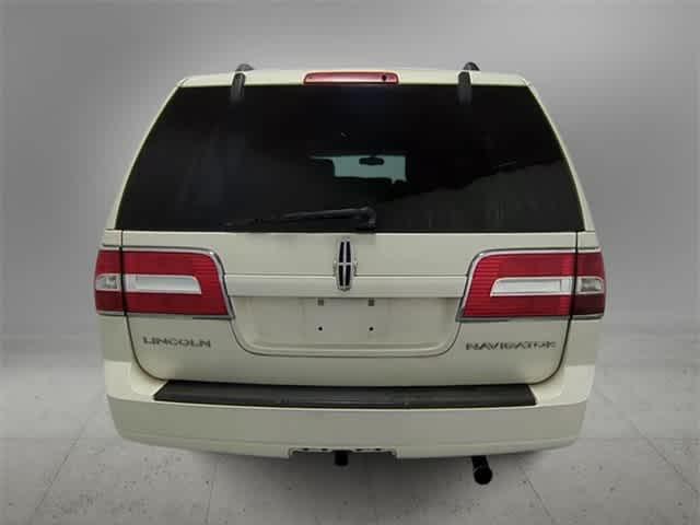 used 2007 Lincoln Navigator car, priced at $2,756