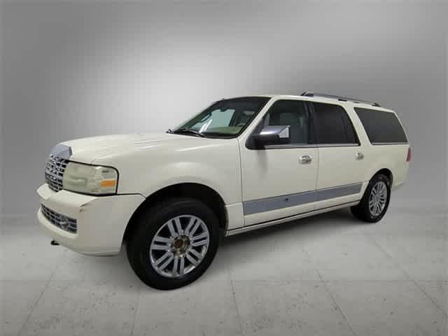 used 2007 Lincoln Navigator car, priced at $2,756