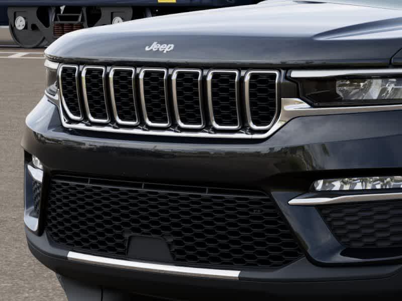 new 2025 Jeep Grand Cherokee car, priced at $47,808